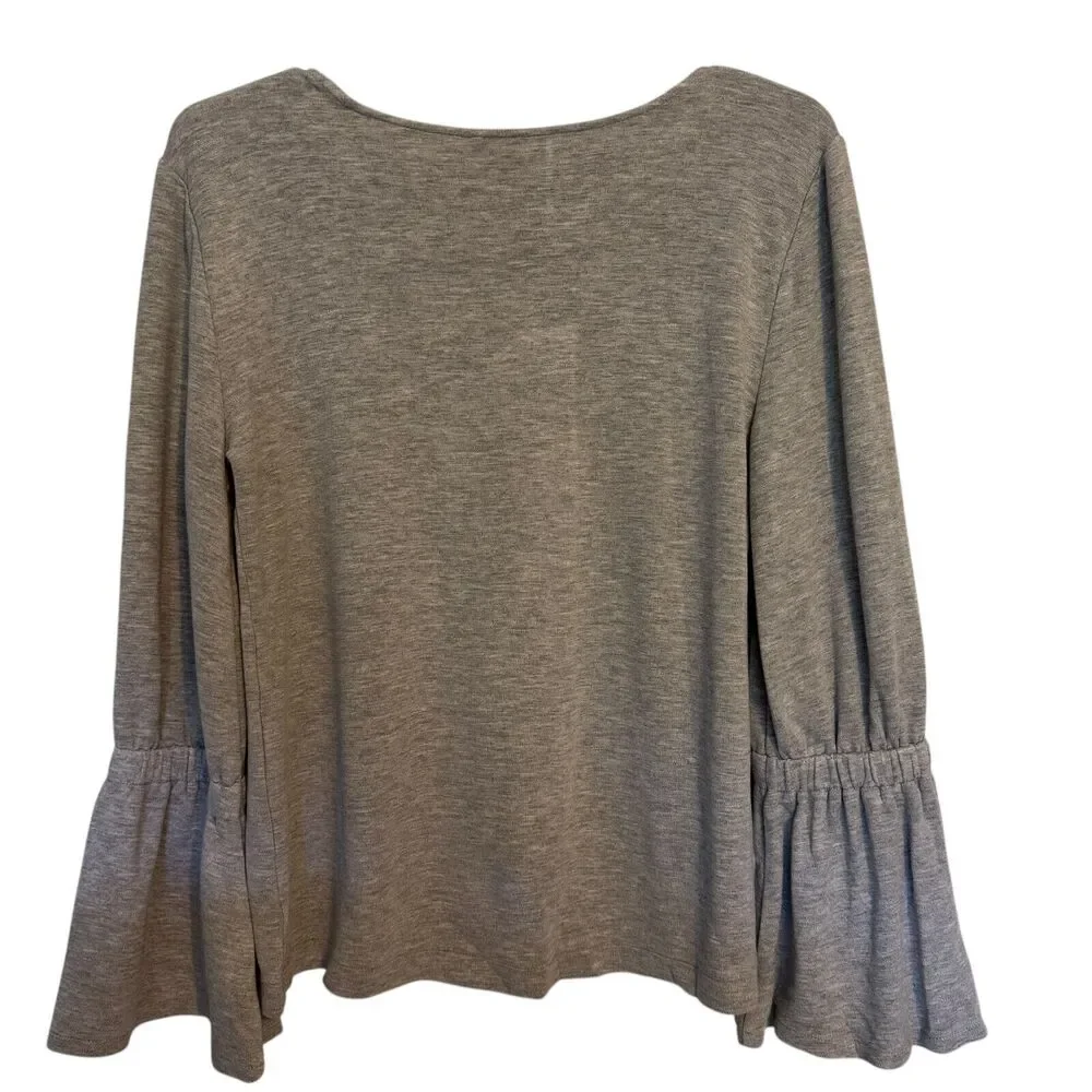 NWOT Ann Taylor Loft Top Size S Gray White Long Bell Sleeve Lightweight Blouse